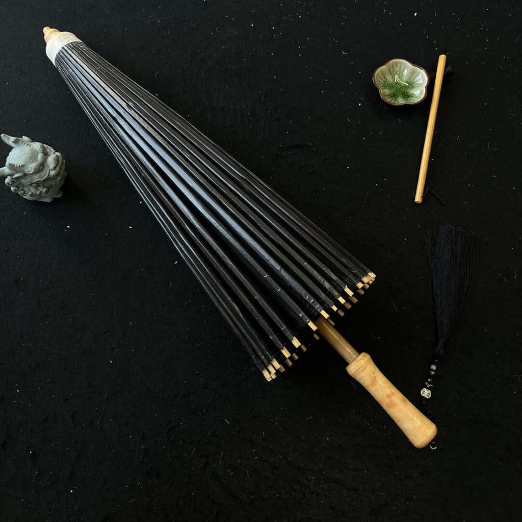 Graphite Luster (Metallic Depth)