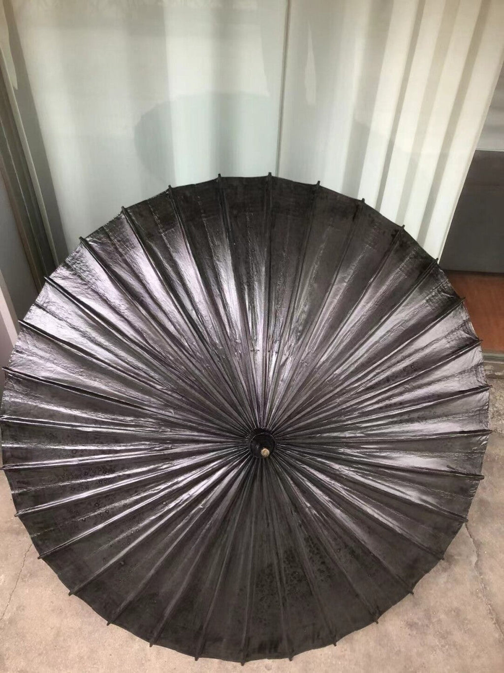 Graphite Luster (Metallic Depth)